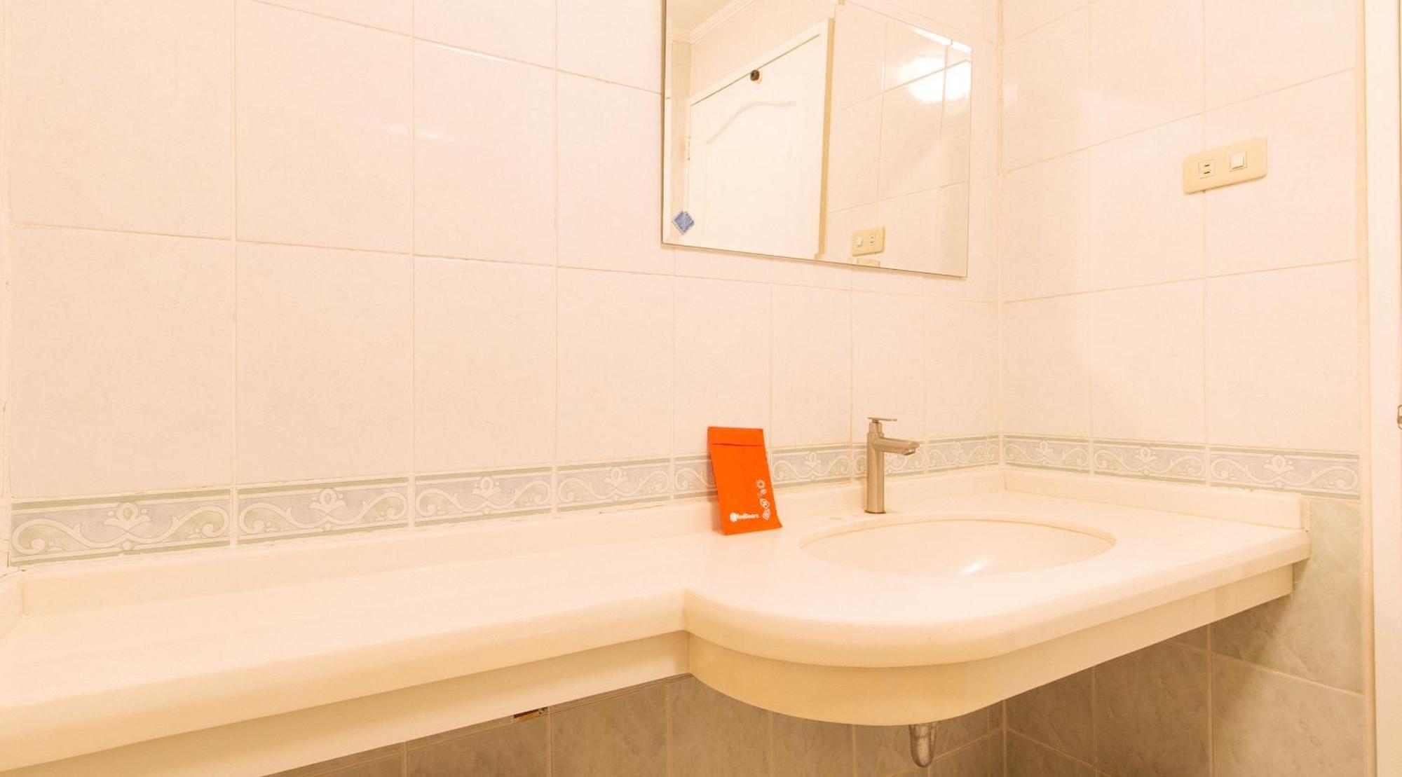 RedDoorz @ Manila Airport Hotel Paranaque City Zewnętrze zdjęcie